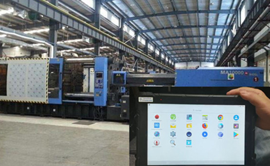 10 inch all-in-one injection molding automation solution